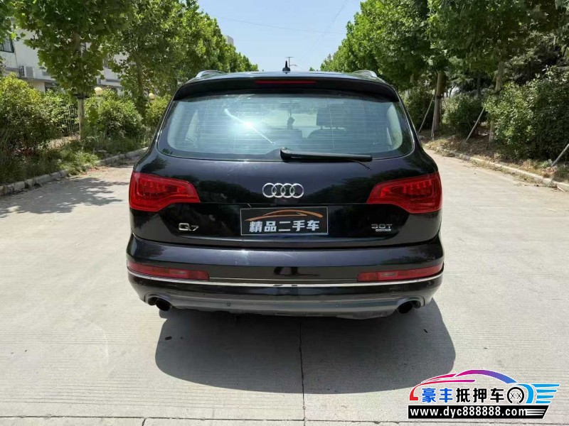 12年奥迪Q7轿车抵押车出售