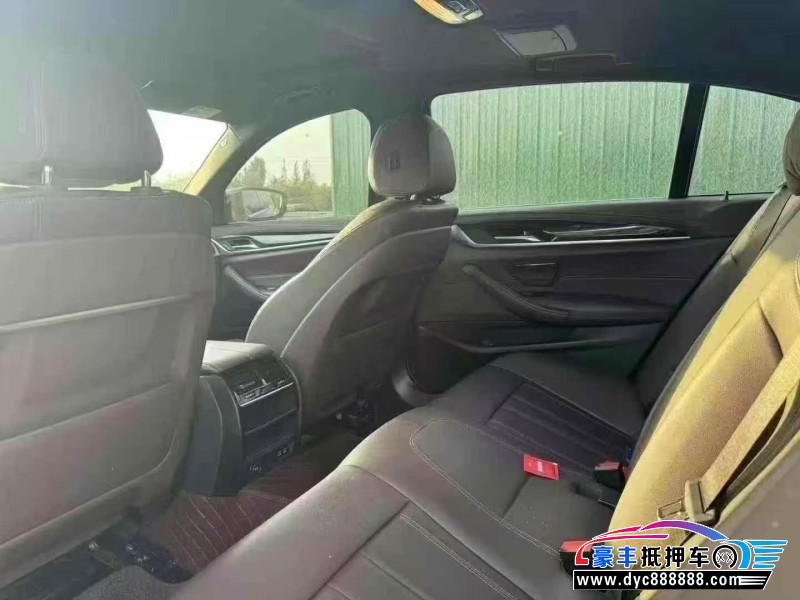 20年宝马5系轿车抵押车出售