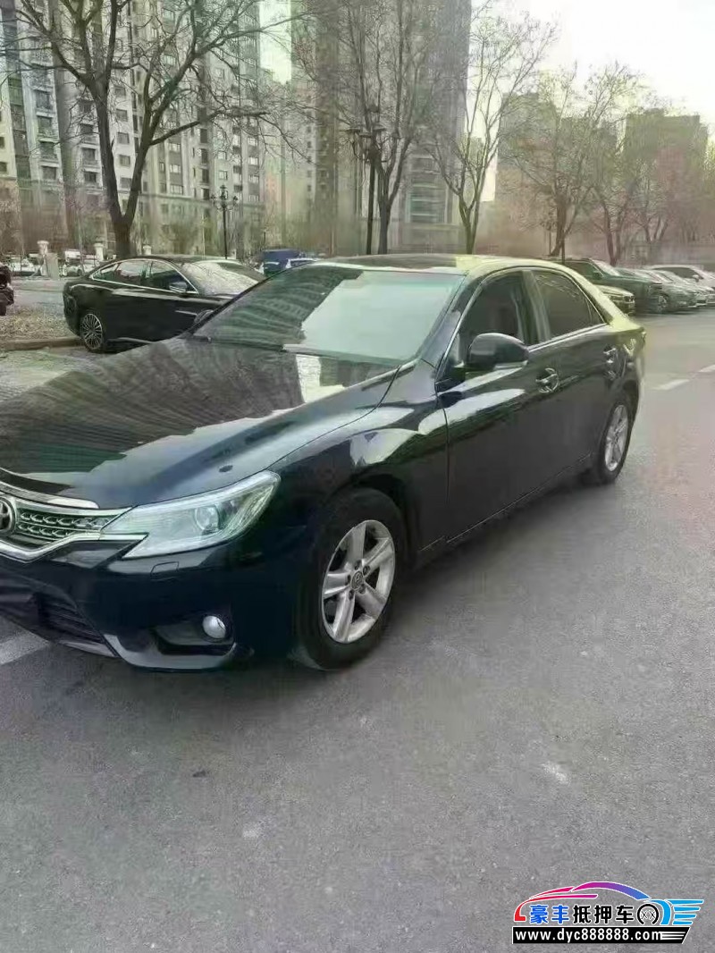 15年丰田锐志轿车抵押车出售