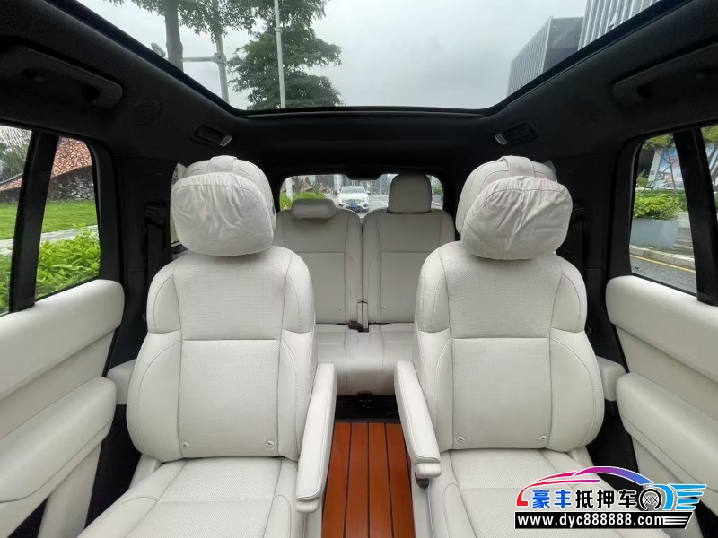 23年理想L8轿车抵押车出售