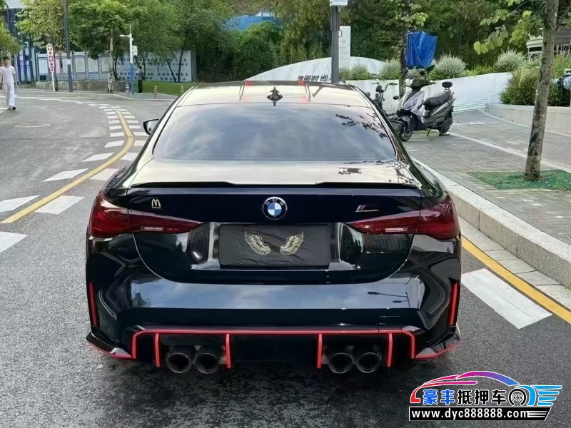 22年宝马M4轿车抵押车出售