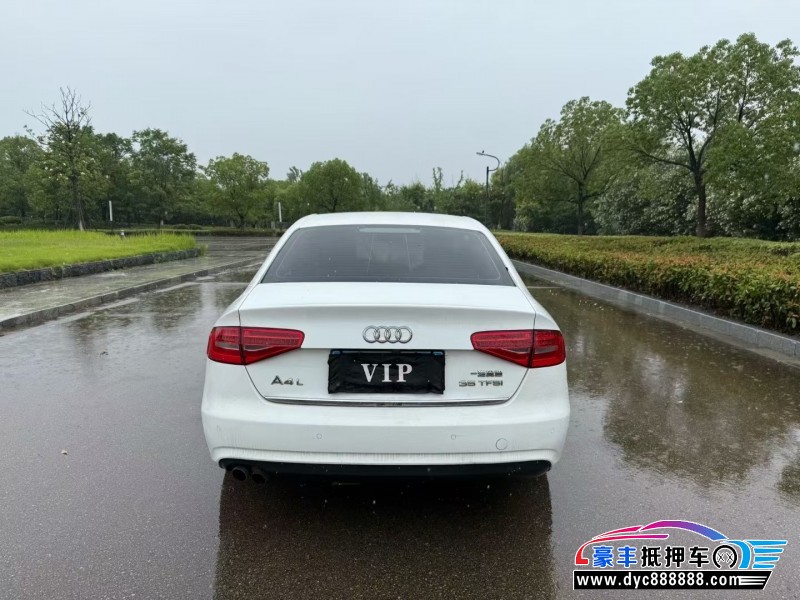 14年奥迪A4L轿车抵押车出售