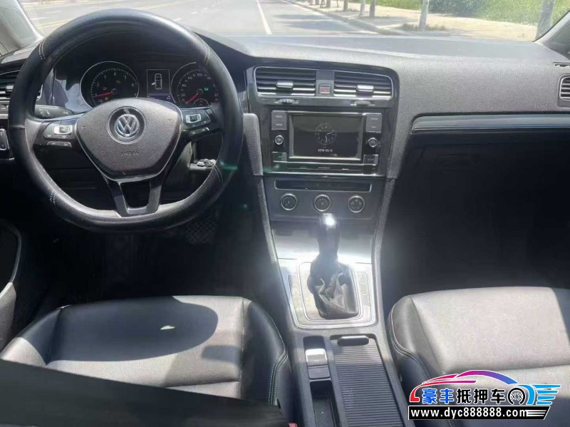 20年大众高尔夫轿车抵押车出售