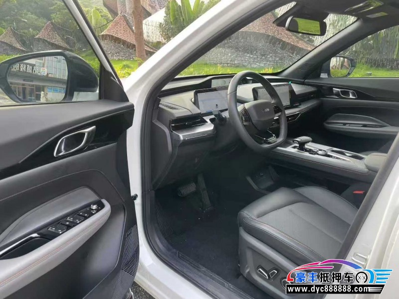 23年长安欧尚Z6轿车抵押车出售