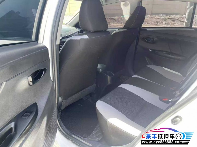 20年丰田YARiS L 致炫轿车抵押车出售