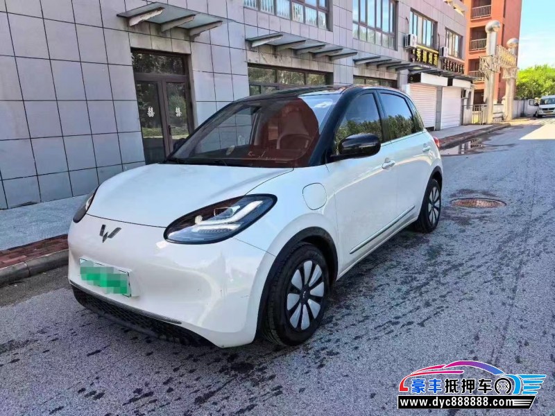 23年五菱缤果轿车抵押车出售