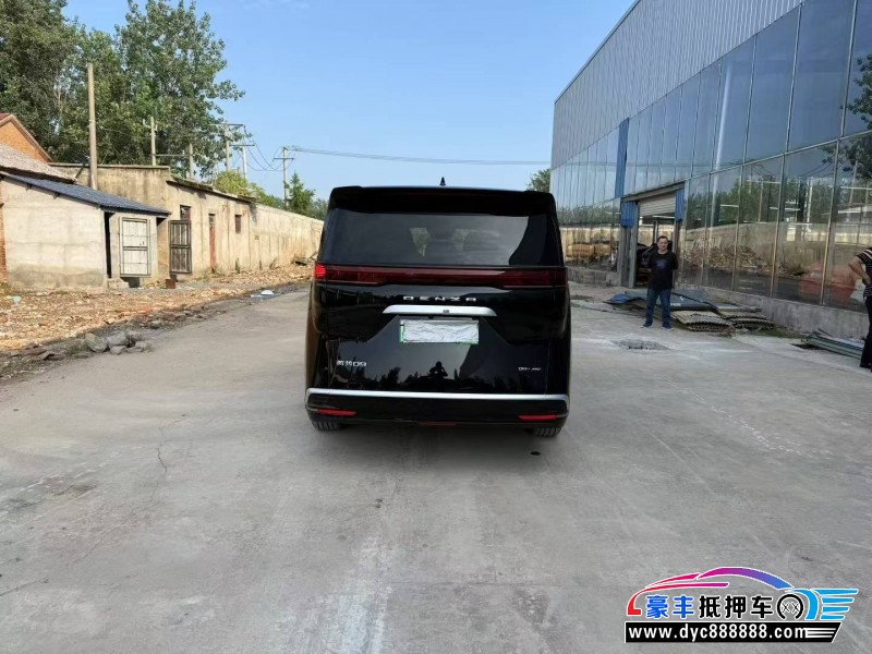 24年腾势D9轿车抵押车出售