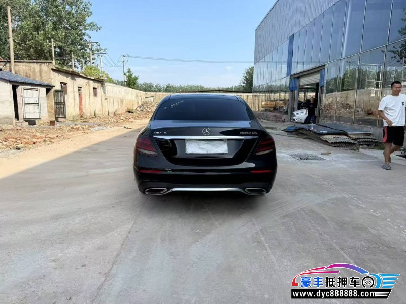 19年奔驰E轿车抵押车出售