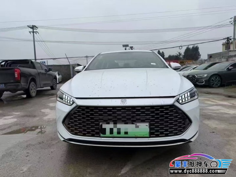 25年比亚迪秦轿车抵押车出售