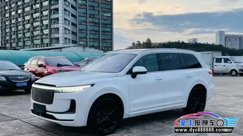 22年理想ONE轿车抵押车出售