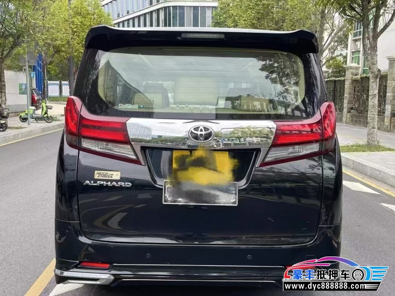 16年丰田埃尔法轿车抵押车出售