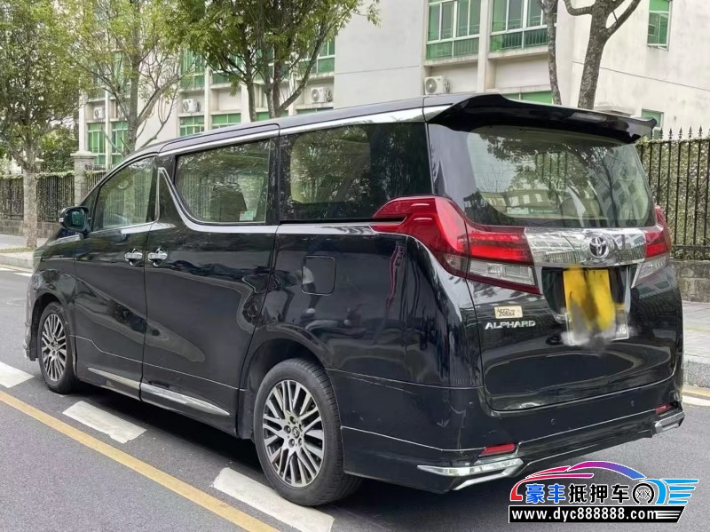 16年丰田埃尔法轿车抵押车出售