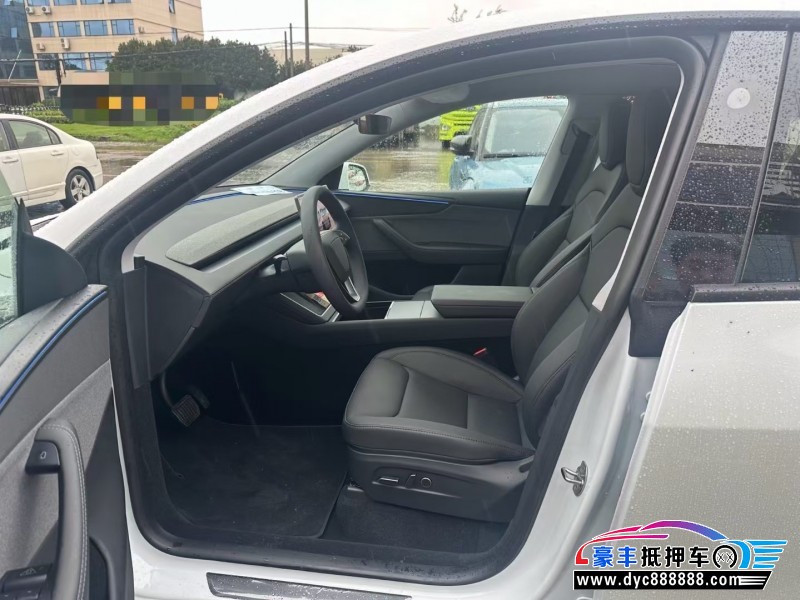 25年特斯拉Model Y轿车抵押车出售