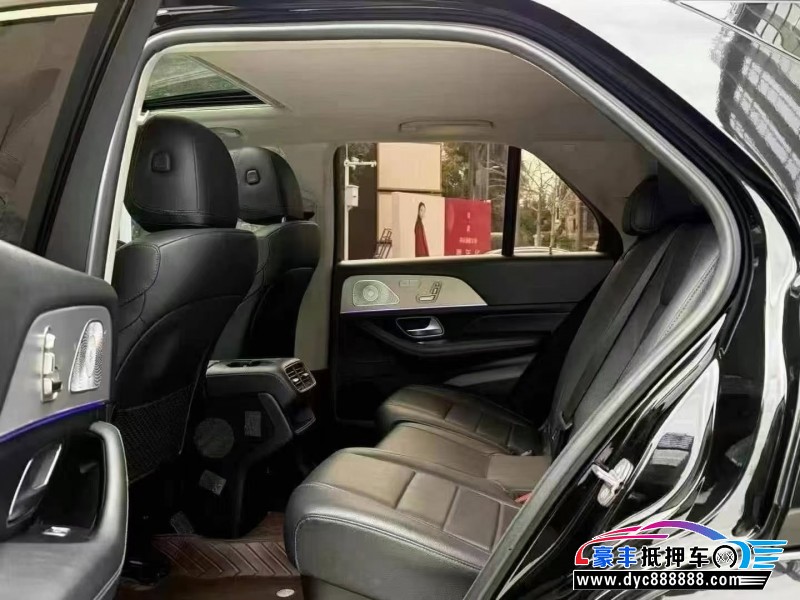 20年奔驰GLE轿车抵押车出售