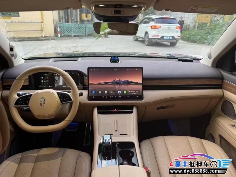 25年华为问界轿车抵押车出售