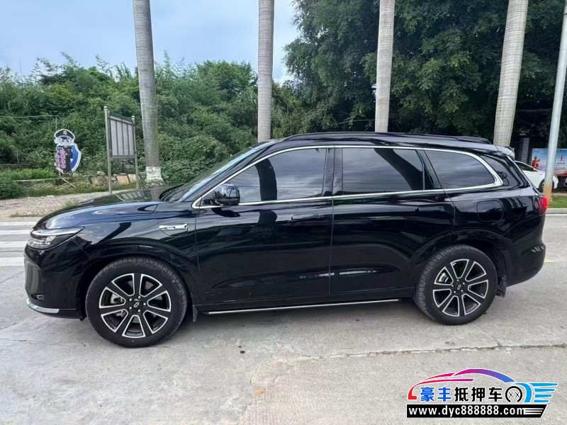 25年华为问界轿车抵押车出售