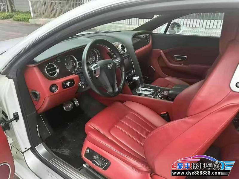 14年宾利欧陆轿车抵押车出售