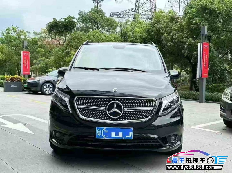 20年奔驰威霆轿车抵押车出售