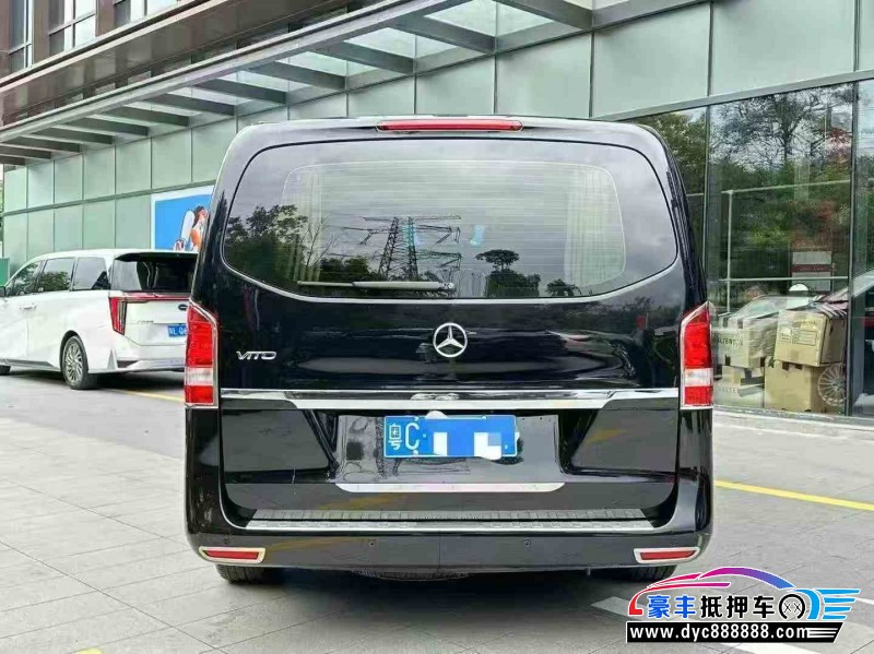 20年奔驰威霆轿车抵押车出售