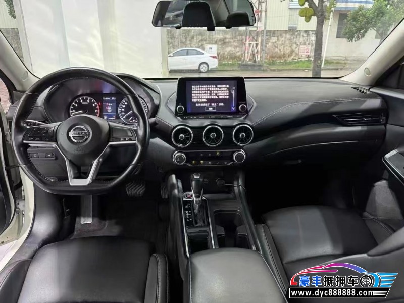 20年日产轩逸轿车抵押车出售