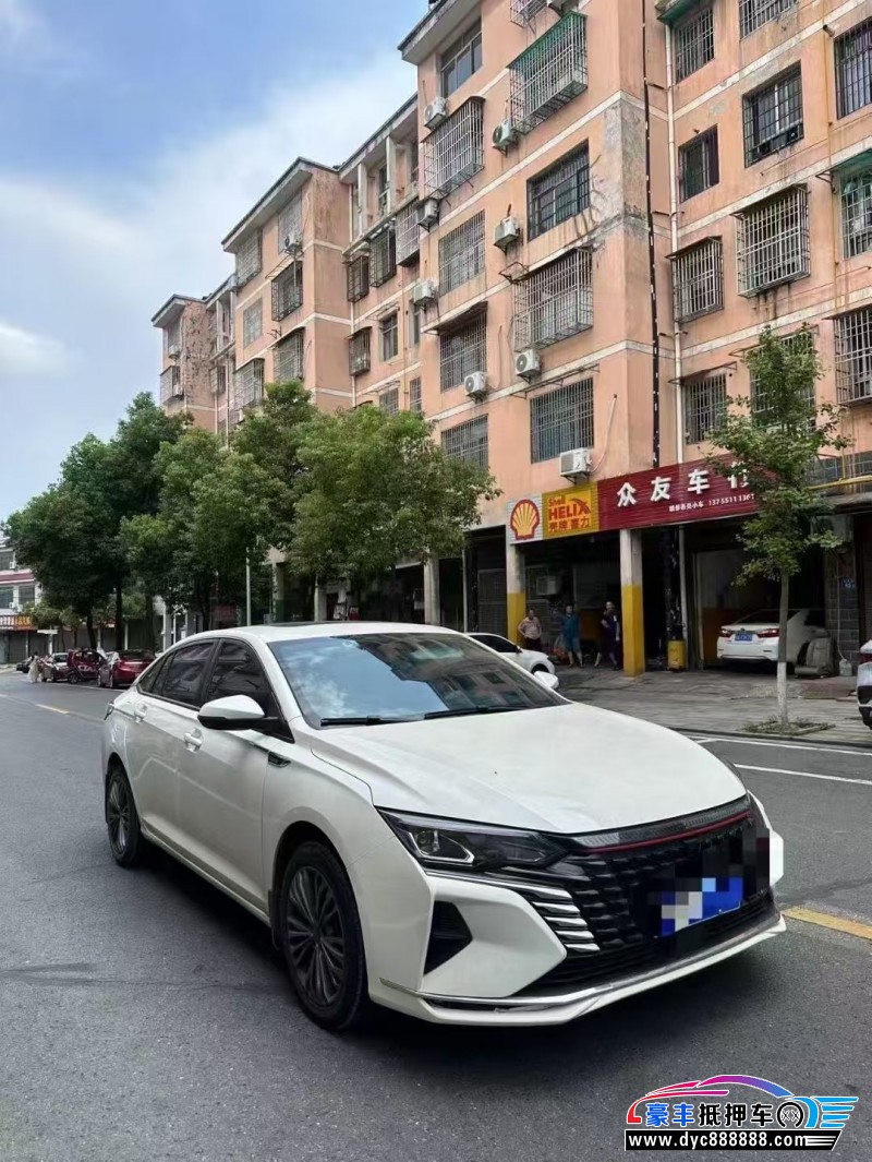 22年东风风神奕炫轿车抵押车出售