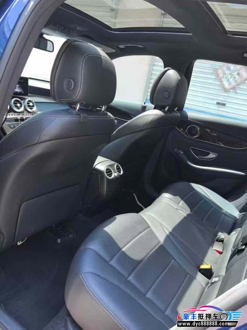 18年奔驰GLC轿车抵押车出售