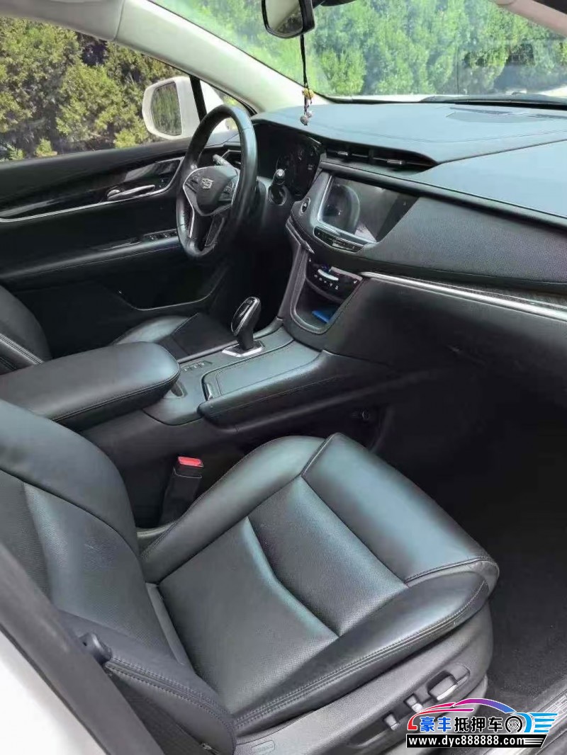 18年凯迪拉克XT5轿车抵押车出售