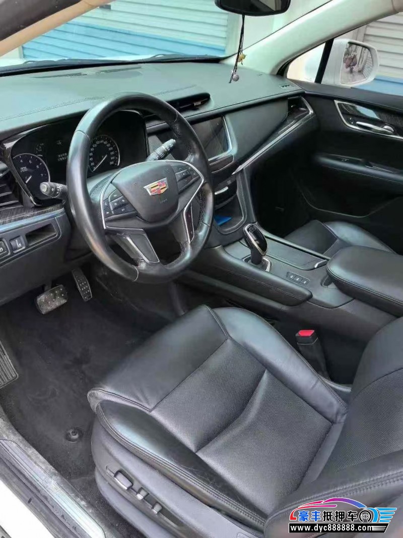 18年凯迪拉克XT5轿车抵押车出售