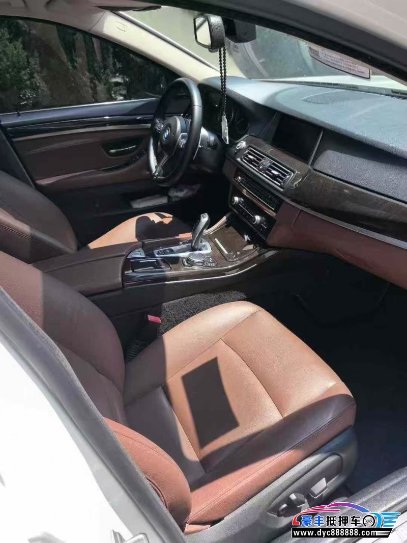 16年宝马5系轿车抵押车出售