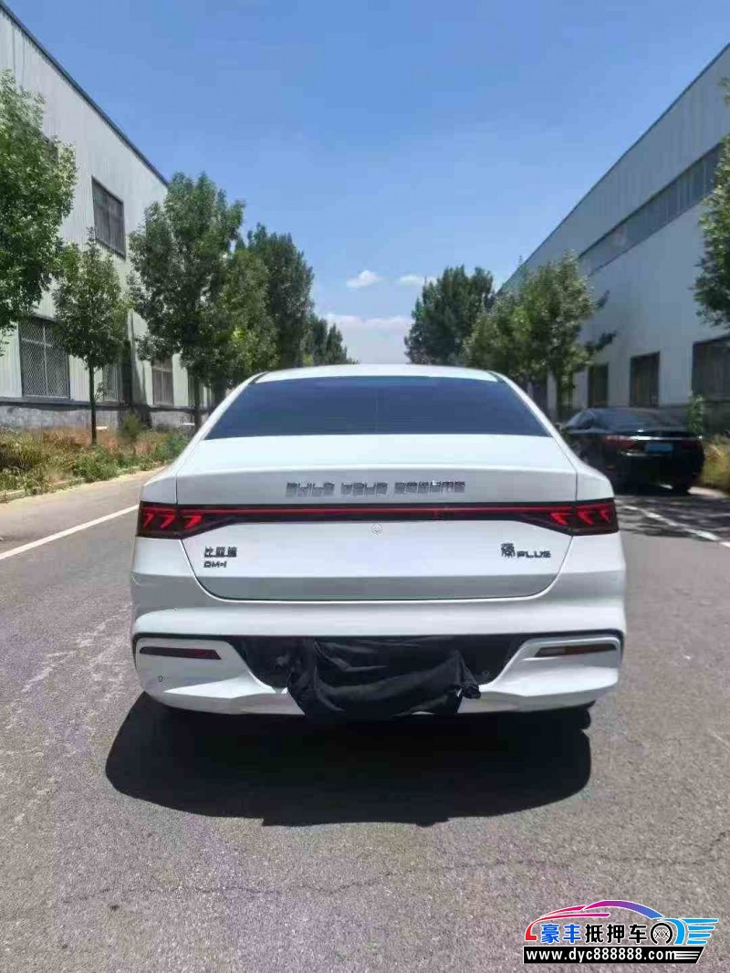 23年比亚迪秦轿车抵押车出售