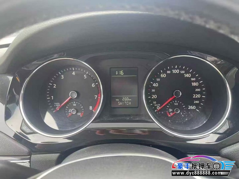 17年大众速腾轿车抵押车出售