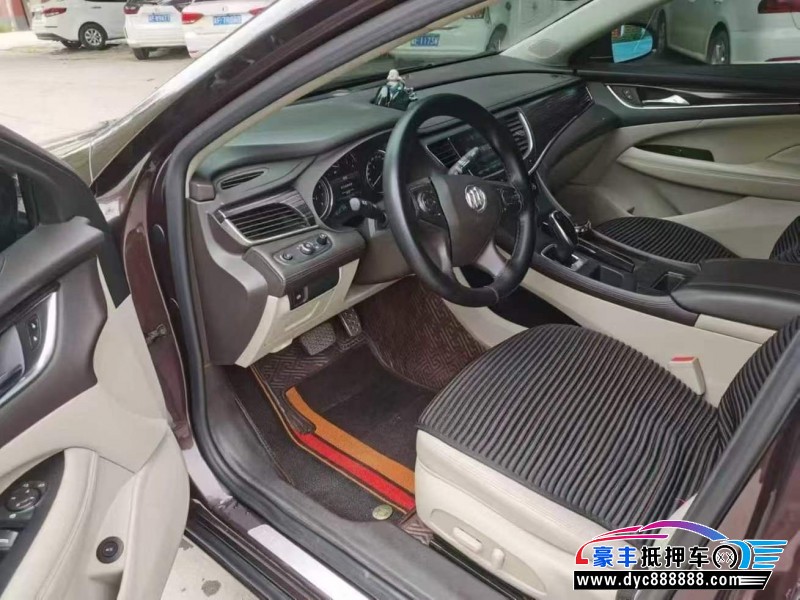 17年别克君越轿车抵押车出售