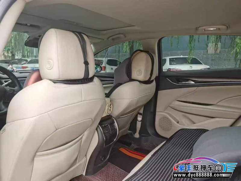 17年别克君越轿车抵押车出售