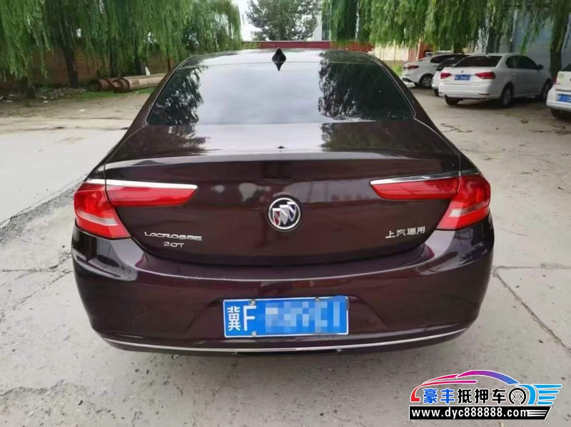 17年别克君越轿车抵押车出售