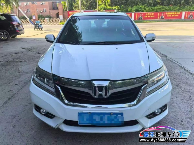 15年本田凌派轿车抵押车出售