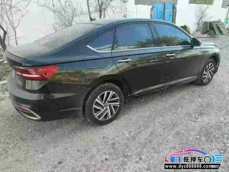 25年大众朗逸轿车抵押车出售