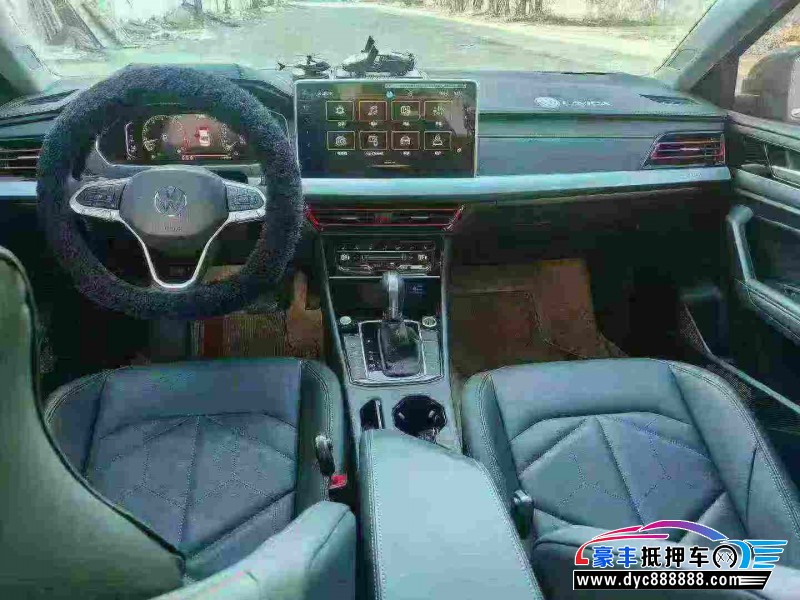 25年大众朗逸轿车抵押车出售