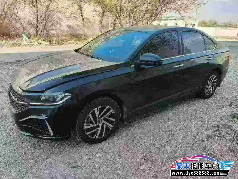 25年大众朗逸轿车抵押车出售