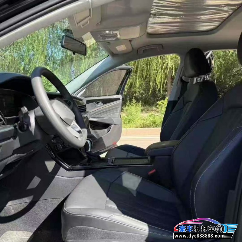 24年大众帕萨特轿车抵押车出售