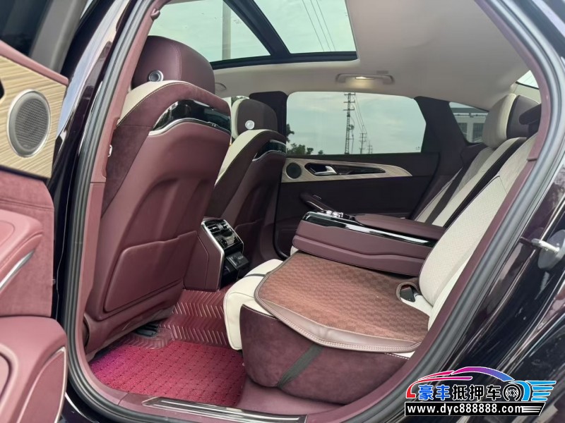 22年红旗H9轿车抵押车出售