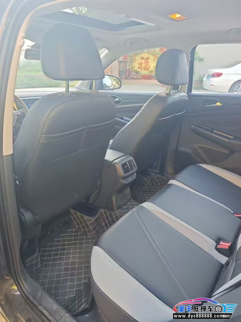 25年大众捷达轿车抵押车出售