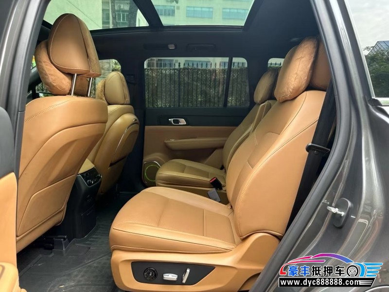 21年理想ONE轿车抵押车出售