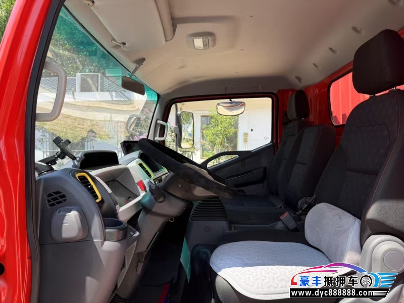 25年东风多利卡轿车抵押车出售