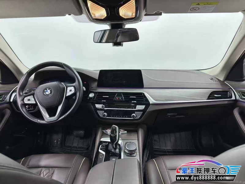 20年宝马5系轿车抵押车出售