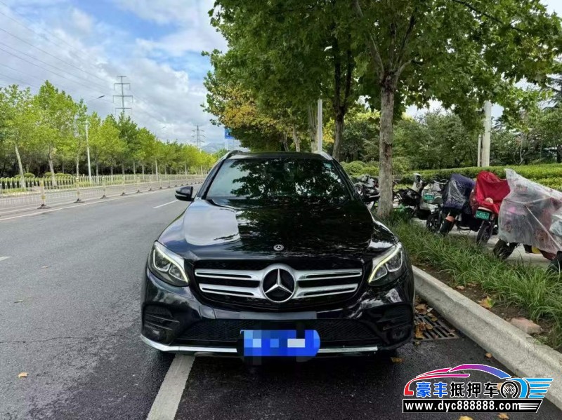 17年奔驰GLCSUV抵押车出售