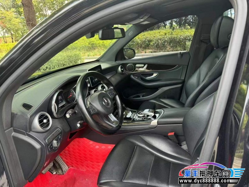 17年奔驰GLCSUV抵押车出售