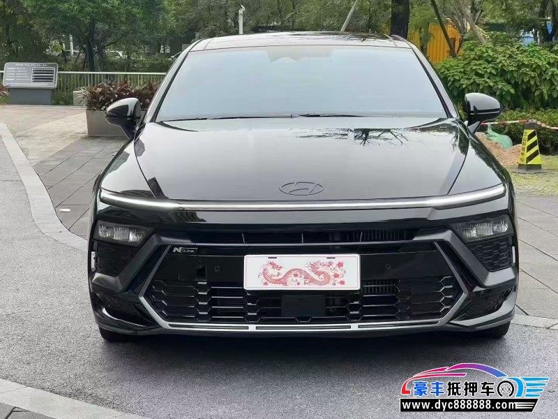 抵押车出售24年现代索纳塔轿车