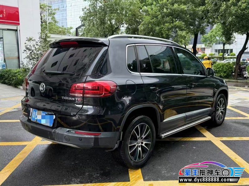 16年大众途观轿车抵押车出售