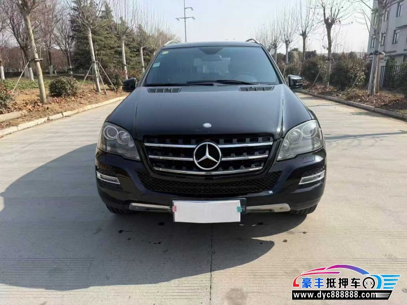 抵押车出售11年奔驰MLSUV