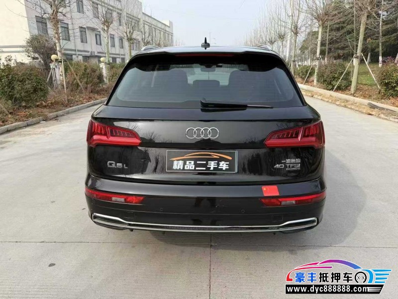 14年奥迪Q5轿车抵押车出售